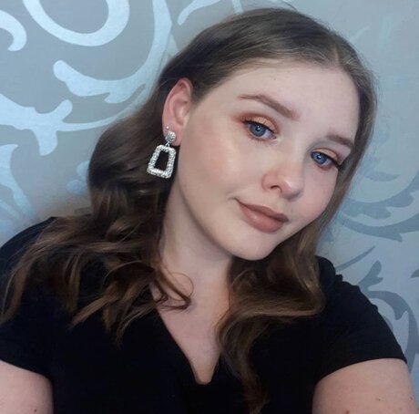 Tasha Hind hd heiße bild