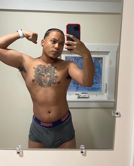 theenaughtiest_ hd nackt bilder