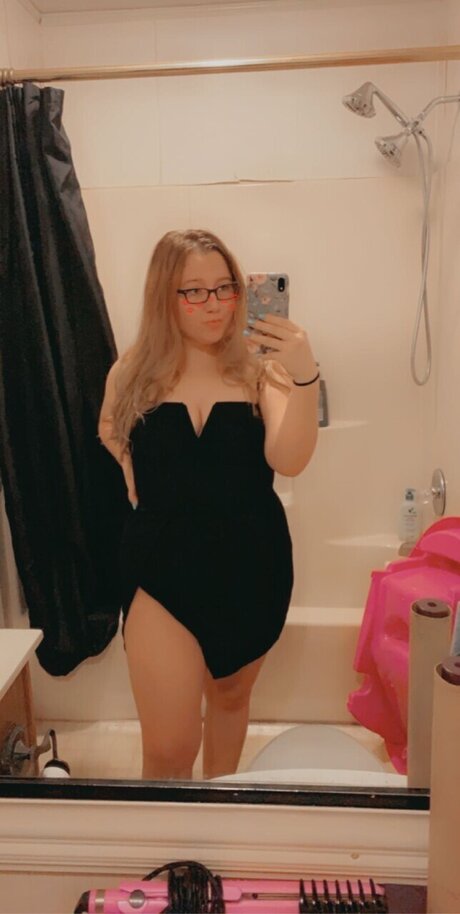 Nikky pornostar kunst bilder