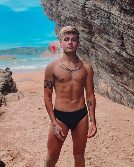 Guilherme Gon alves pornostar heiße foto