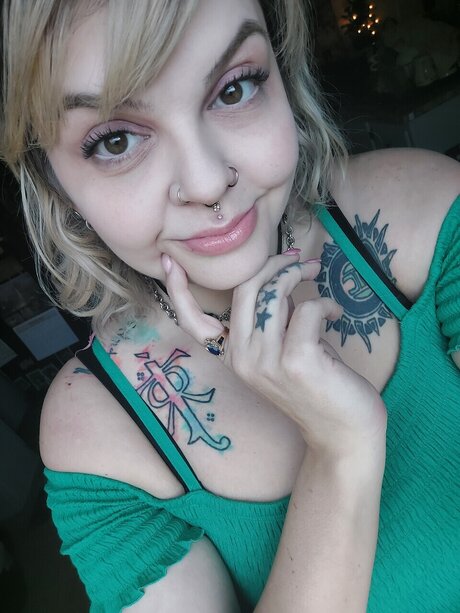 Brenda Dott pornostar xxx bild