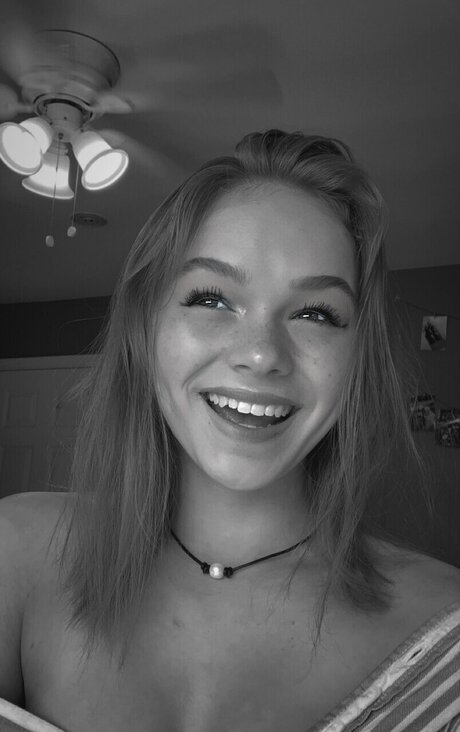 MG Feet schauspielerin hübsche archiv