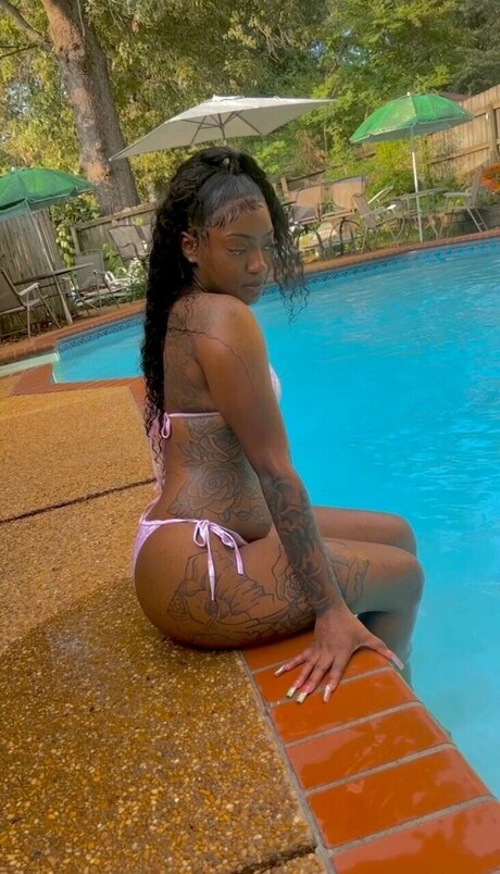 KayDior pornographische pornostar foto