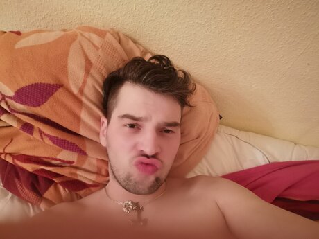 Weedzmokar nacktheit hd bild