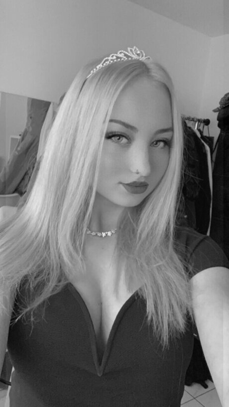 Kathi model pornografische galerie