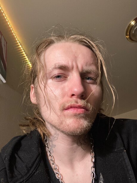 Melon Man nackt schöne bilder