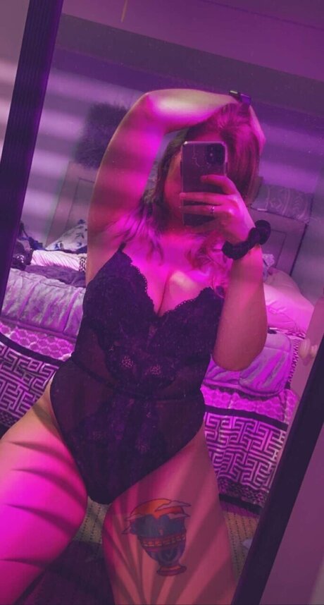 Tyra exklusive pornografische galerien