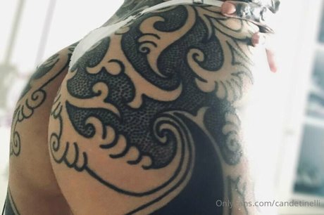 Candelaria Tinelli kunst erotische galerie