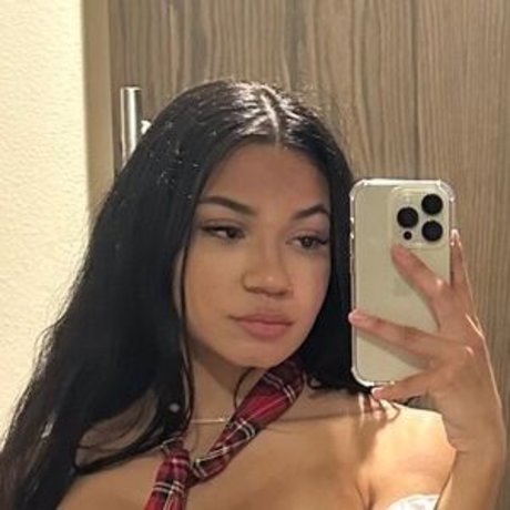 Nina Cavallero nacktheit erwachsene bilder