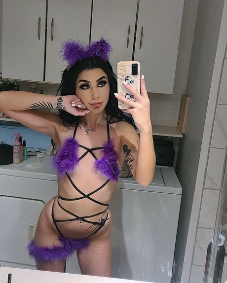 Perfexia pornostar erwachsene bild