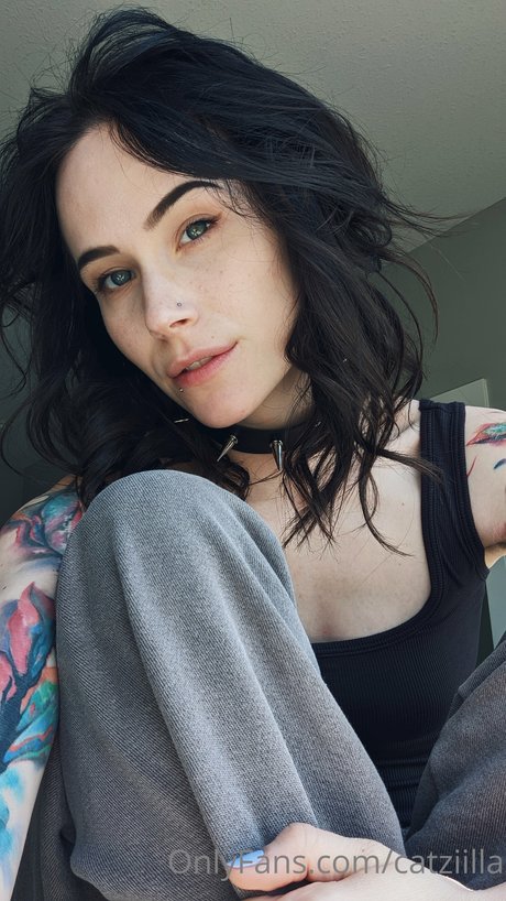 Catziilla perfekte pornostar fotos