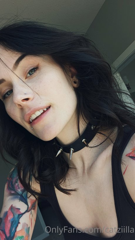 dicke rothaarige onlyfans kunst nackten galerien