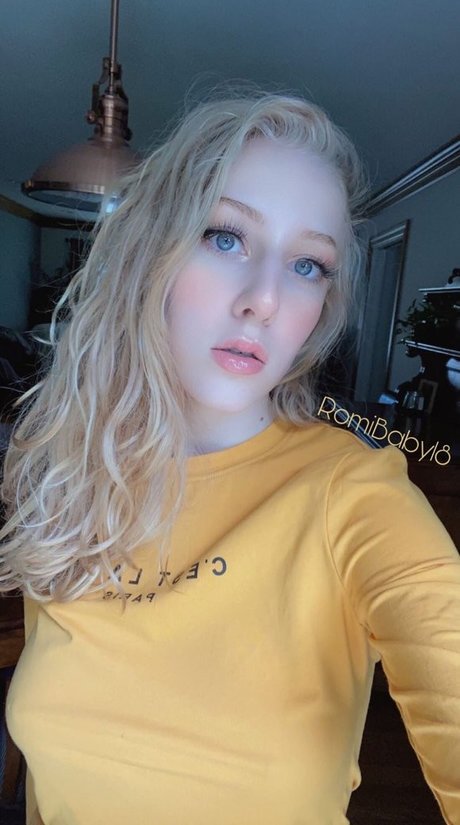 RomiBaby18 sexy nette bilder