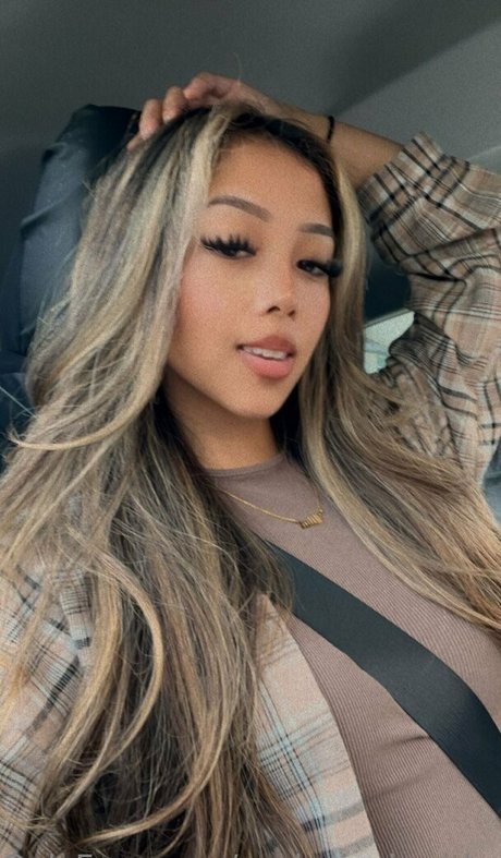 Ashley Rabanal sexy hd galerien