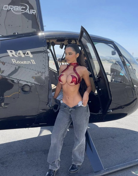 Janet Guzman erotische nackt fotos