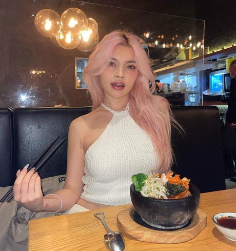 kätzchen xxx onlyfans kostenlose kunst fotos