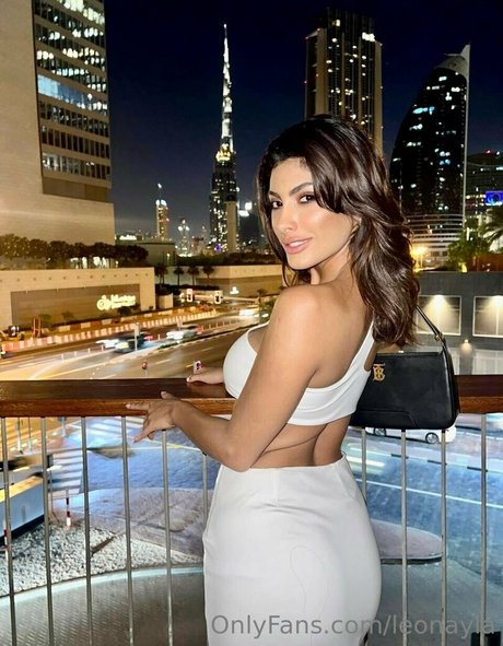 leonayla porno xxx archiv