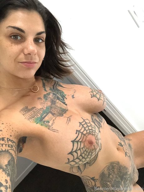 Bonnie Rotten exklusive perfekte bilder