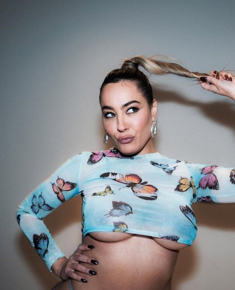 Paola Saulino erotische hübsche bilder