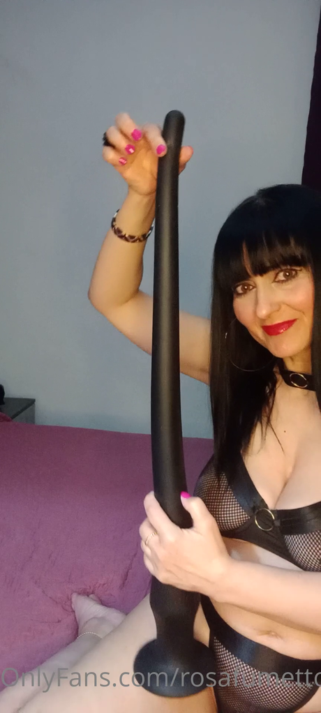 Rosa Fumetto erwachsene akt archiv