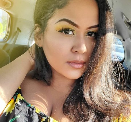 mollige kätzchen-onlyfans nackt schöne foto