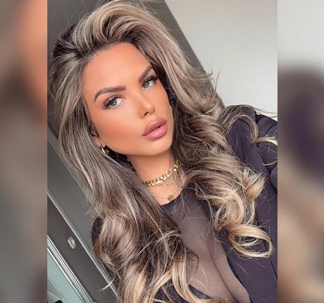 Nana Van Veghel erotische fotos