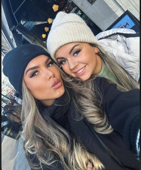 Nana Van Veghel porno nacktheit bild