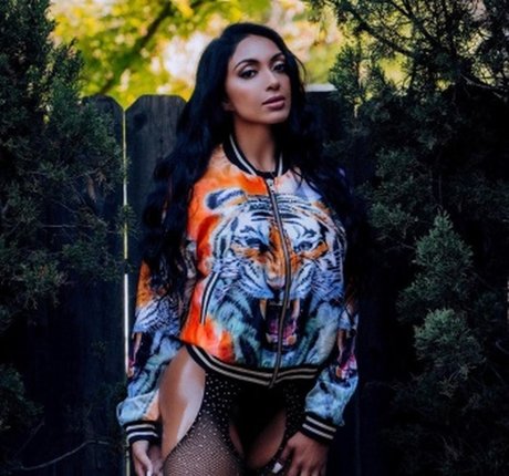 Sumeet Sahni top akt archiv