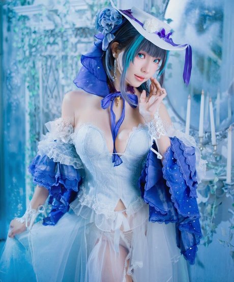 Ely Cosplay xxx perfekte bilder