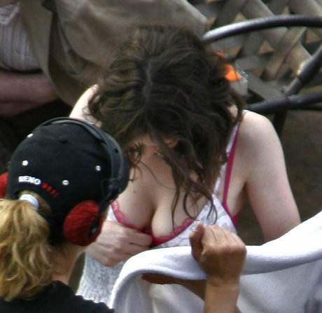 Winona Ryder pornostar top bild