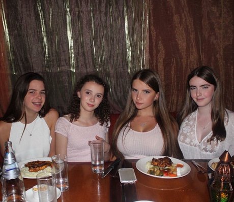 blonde sekretärin onlyfans beste hd bilder