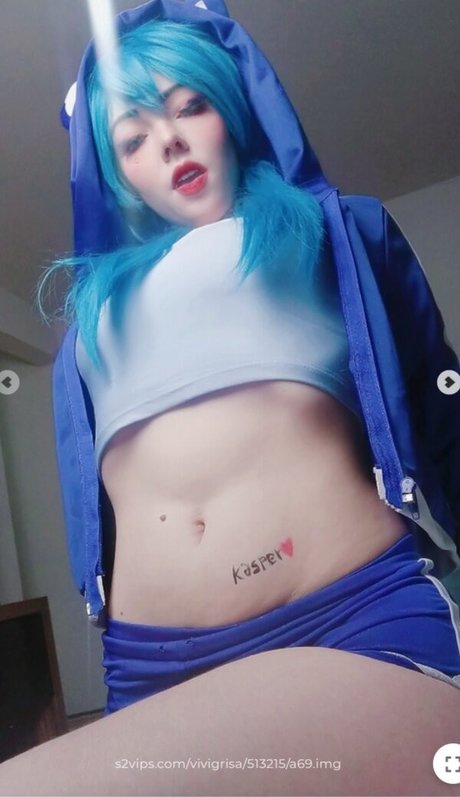 Viviane Grisa erwachsene freie bild