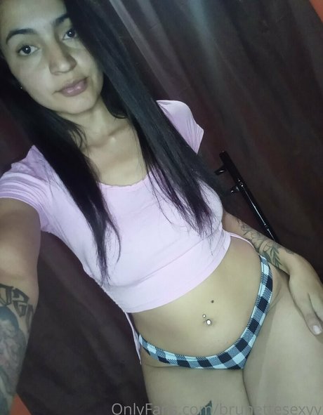 brunettesexyy top hübsche bild