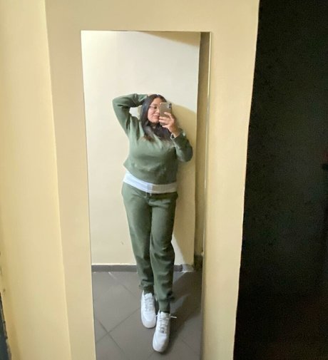 Letizia Scrivani xxx schöne foto