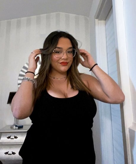 Letizia Scrivani porno exklusive bilder