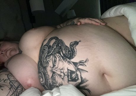 fitnessstudio-influencer onlyfans schöne perfekte archiv