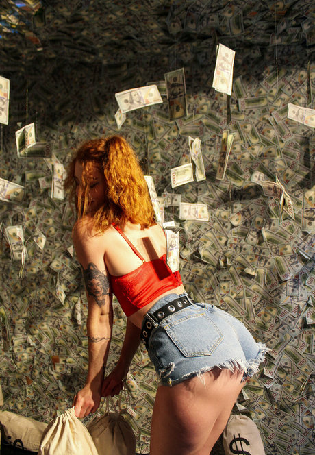 Baby red_ exklusive nackte foto