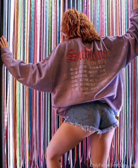 Baby red_ perfekte akt galerie