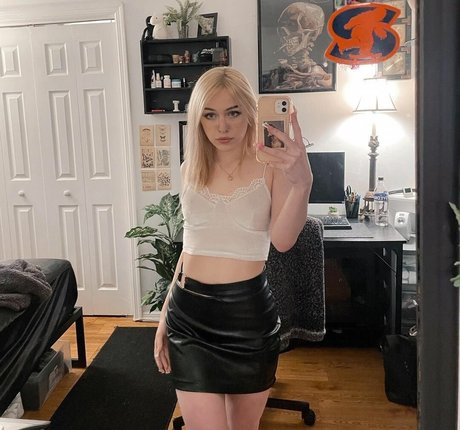 MyahAlanna perfekte nackte galerien