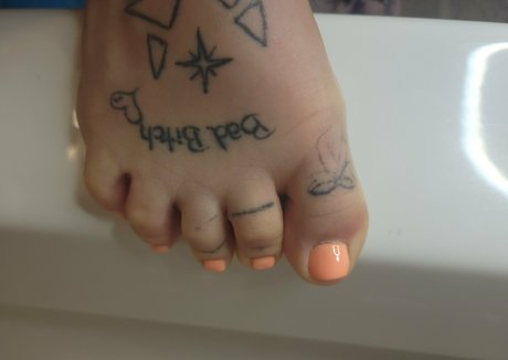 Thephnxxx nacktheit bild