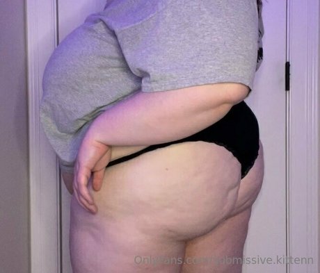 submissive kittenn schöne nackt fotos