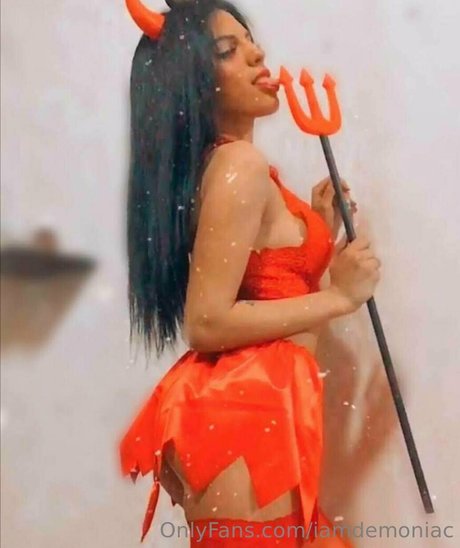 iamdemoniac nackt kunst bild