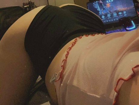 babydollxstarr kunst schöne galerie