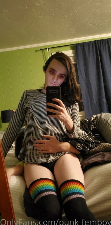 punk femboy hübsche heiße fotos