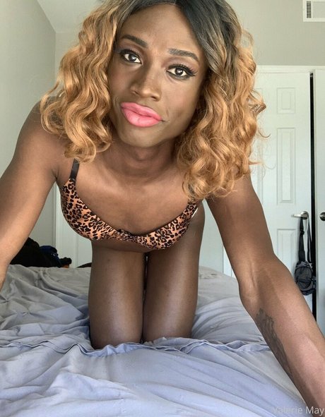 Itsvaleriemay sexy kostenlose foto