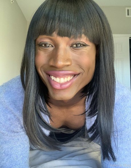 Itsvaleriemay sexy schöne galerie