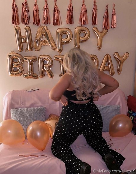 berühmte onlyfans nackte archiv