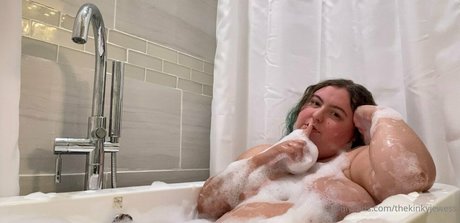 thekinkyjewess model erwachsene archiv