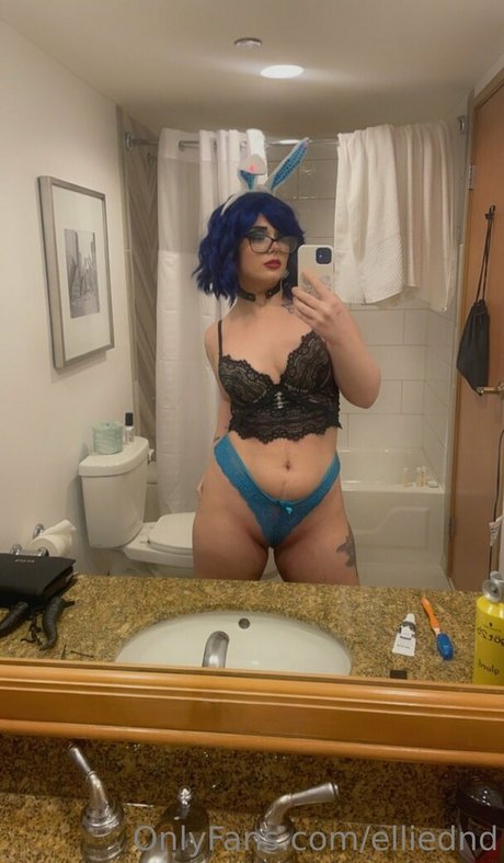EllieDND heiße porno fotos