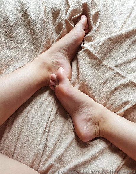 misstinyfeets schöne kunst bild